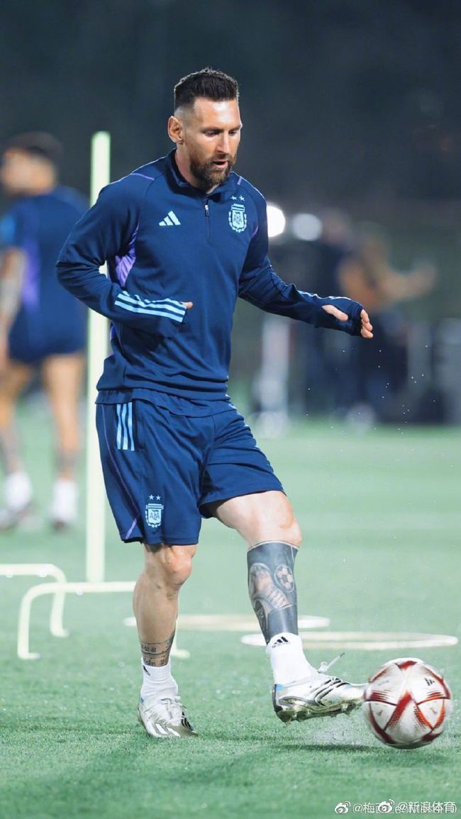 博维接着说：“欧战的每一场比赛都很困难，尤其是在客场。
